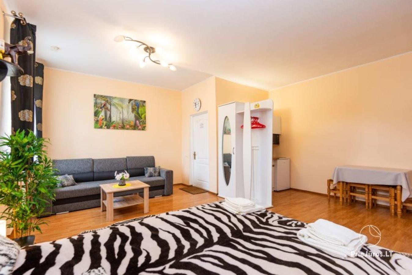 Apartamentai Pas Regina Palanga Exterior photo